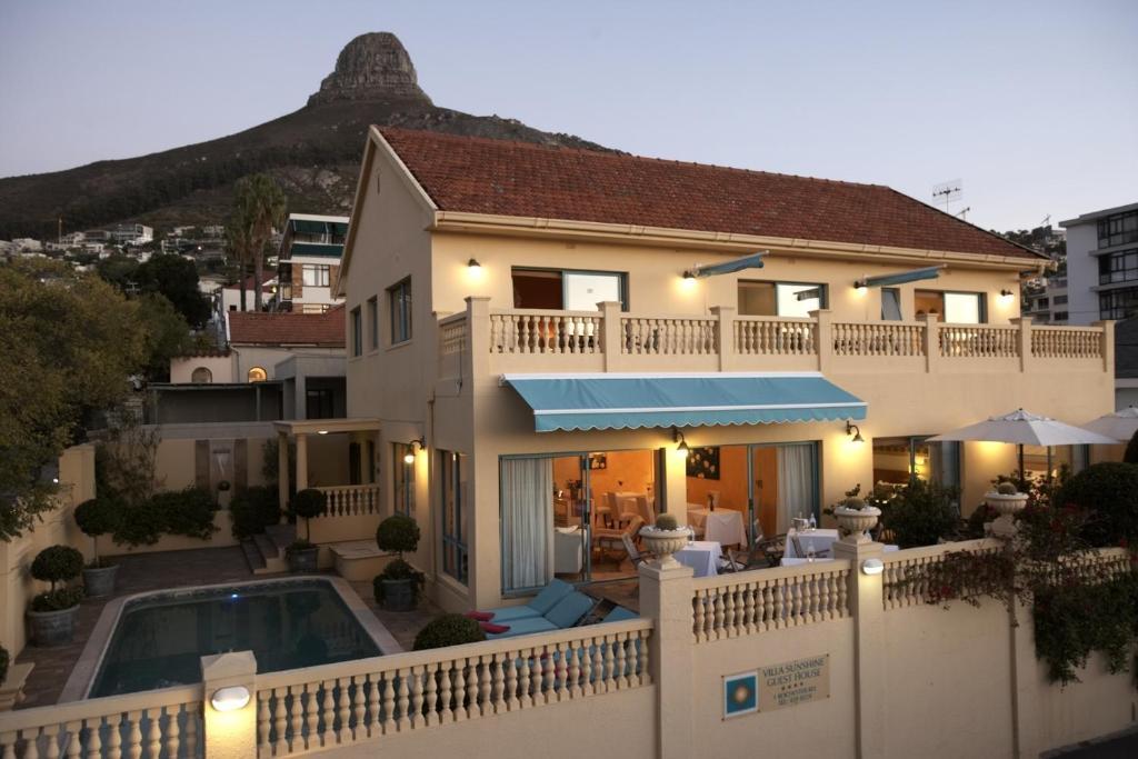 Villa Sunshine Guest House Кейптаун Екстериор снимка